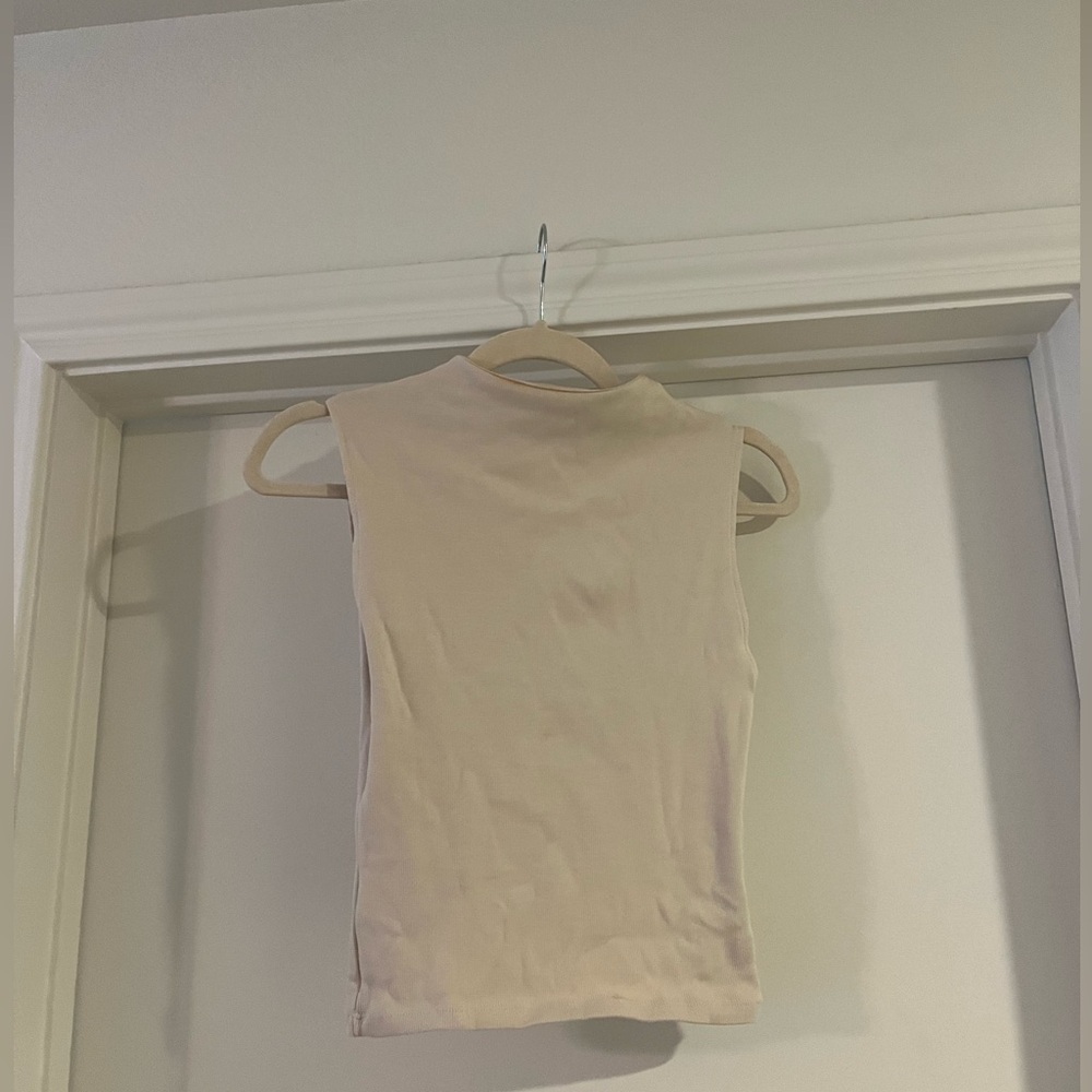 Zara top, unworn, tags attached